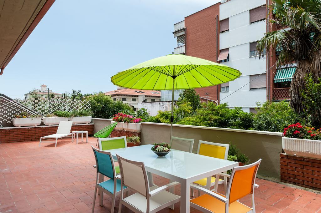 Il Parco Apartments Marina di Massa Exterior foto